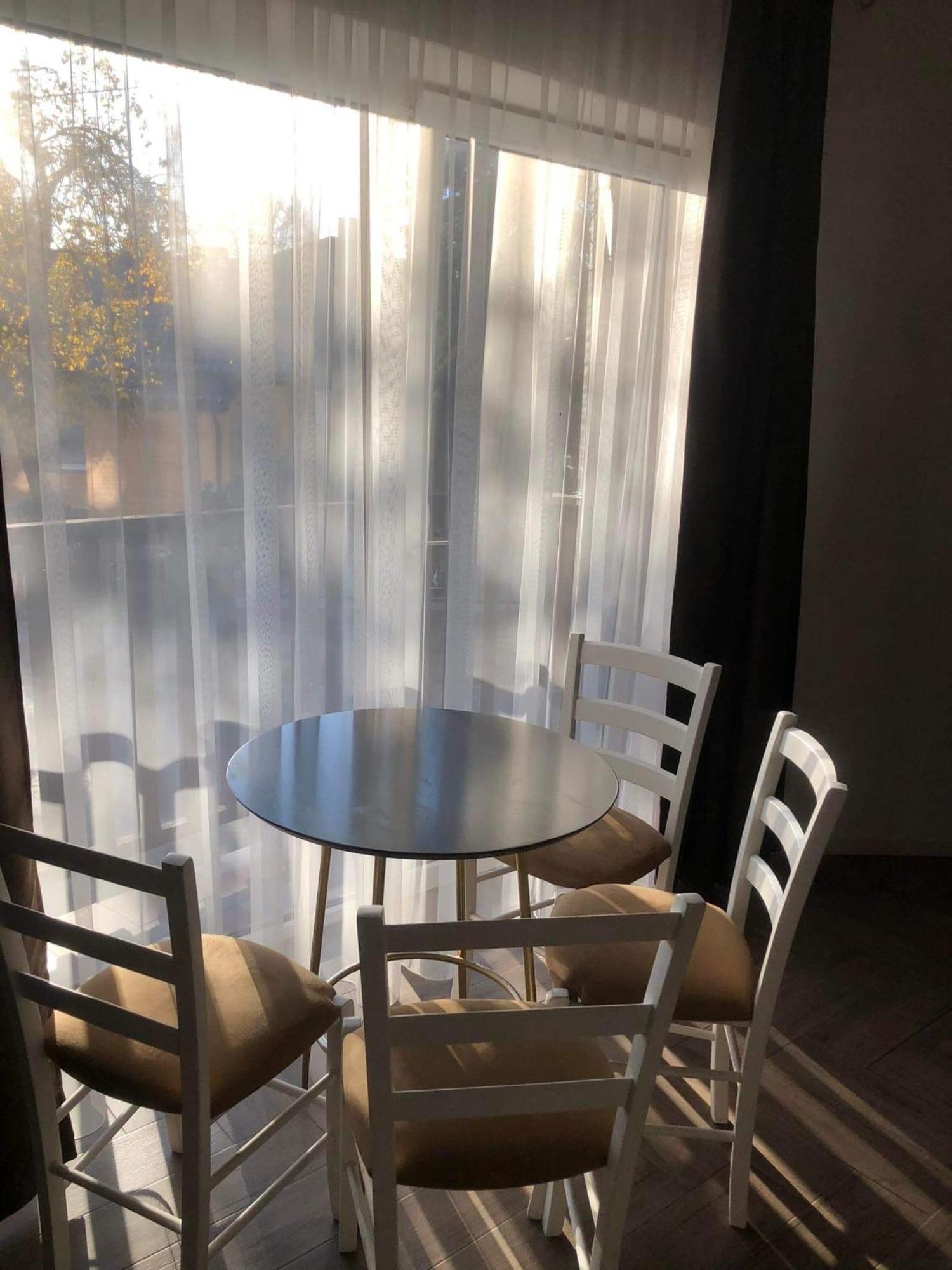 Dp Art Residence - Self Check In Kaunas Rum bild